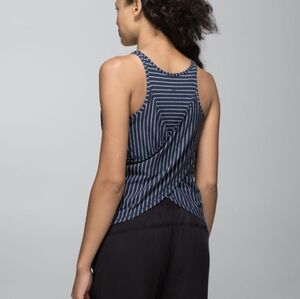 Lululemon Vita Racer Tank West 2 east Stripe black and white